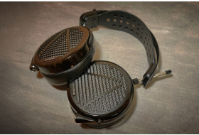 Огляд Audeze LCD-5. Еволюція бренду