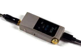 Огляд FiiO QX11 — місце і для музики, і для ігор
