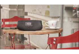 ПЕРВЫЙ В МИРЕ обзор JBL CHARGE 5 и САУНД тест vs JBL Charge 4, Bose Revolve и Jarre Aeroskull XS