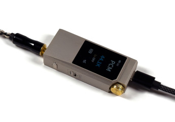 Огляд FiiO QX11 — місце і для музики, і для ігор