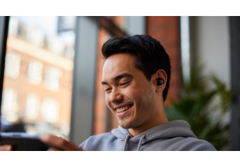 JBL Quantum TWS Air ‒ максимальна портативність геймерських навушників