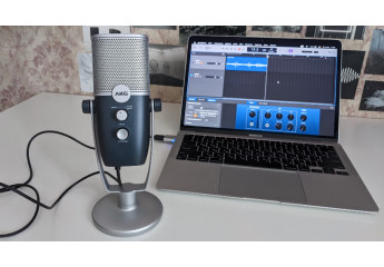 Огляд USB-мікрофону AKG Ara  – чудове звучання та стильний дизайн