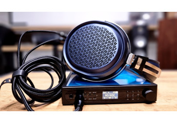 Огляд CD-плеєра FiiO DM15 R2R – чергове поповнення серії Retro Products