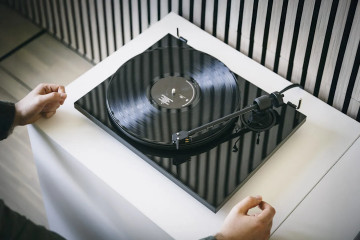 Pro-Ject E1.2 ‒ доступний шлях до якісного аналогового звуку