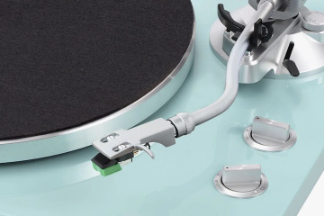 Teac TN-400BTX/TB ‒ найстильніший програвач бренда