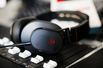 Austrian Audio Hi-X20 та Hi-X60 ‒ професійні навушники для роботи зі звуком