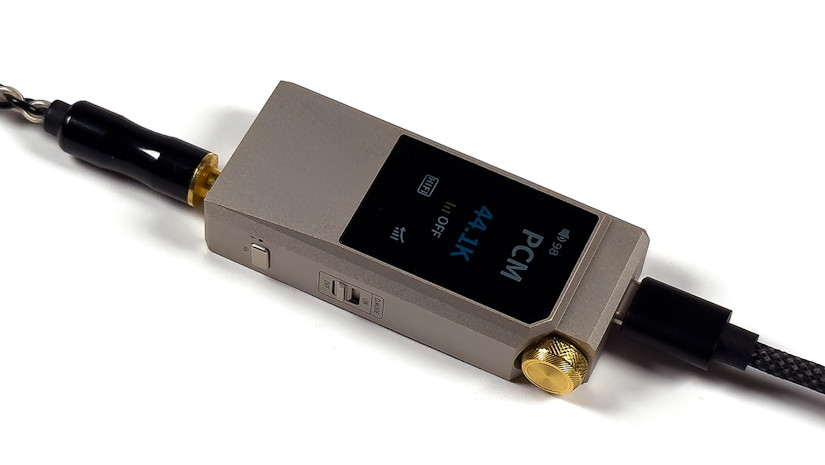 Огляд FiiO QX11 — місце і для музики, і для ігор
