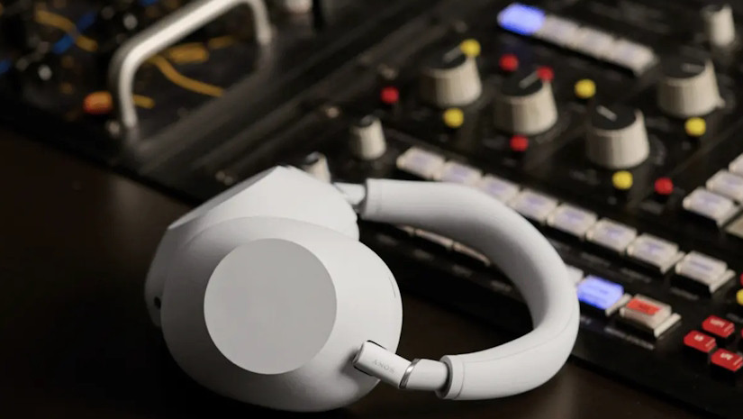 Sony WH-1000XM6: нове покоління флагманських навушників з покращеним шумозаглушенням та ергономікою