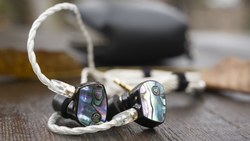 Крутая новинка в ассортименте. Campfire Audio Solaris Special Edition