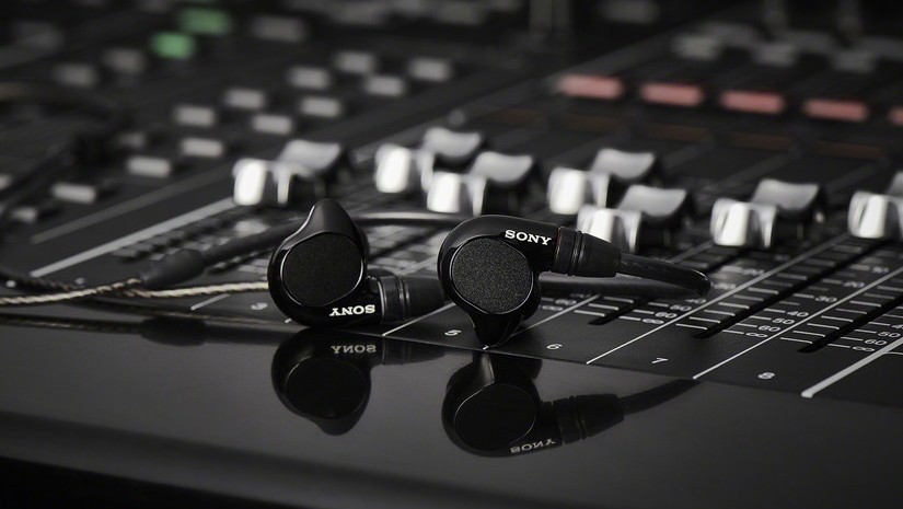 Sony IER-M7 и WH-1000XM3 - интересные новинки Sony IER-M7 и WH-1000XM3 - интересные новинки