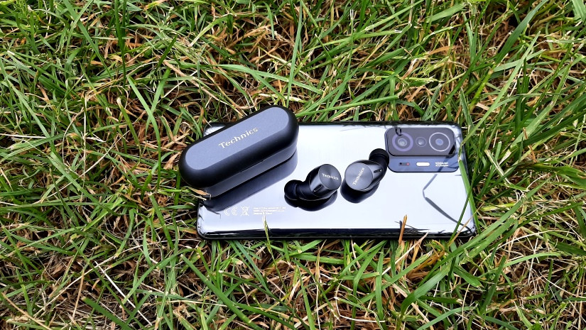 Огляд навушників Technics EAH-AZ60– власний досвід річного користування
