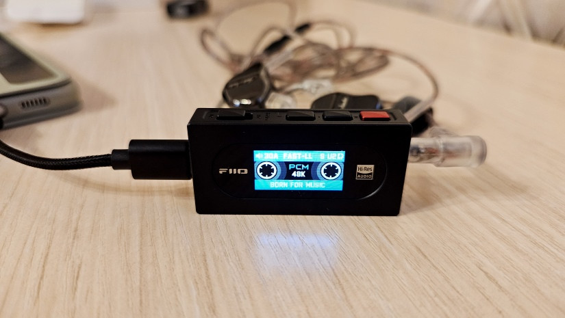 Огляд ЦАП/підсилювача FiiO KA15 – fun little dongle або нові музичні сфери