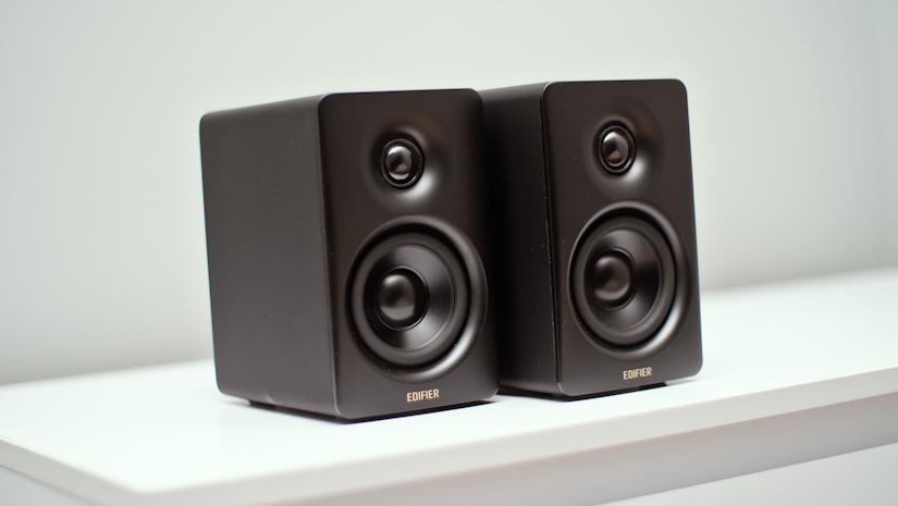 新品未開封　EDIFIER M60 ブラック Edifier Edifier M60 コンパクトデスクトップ2.0スピーカー 合計60W