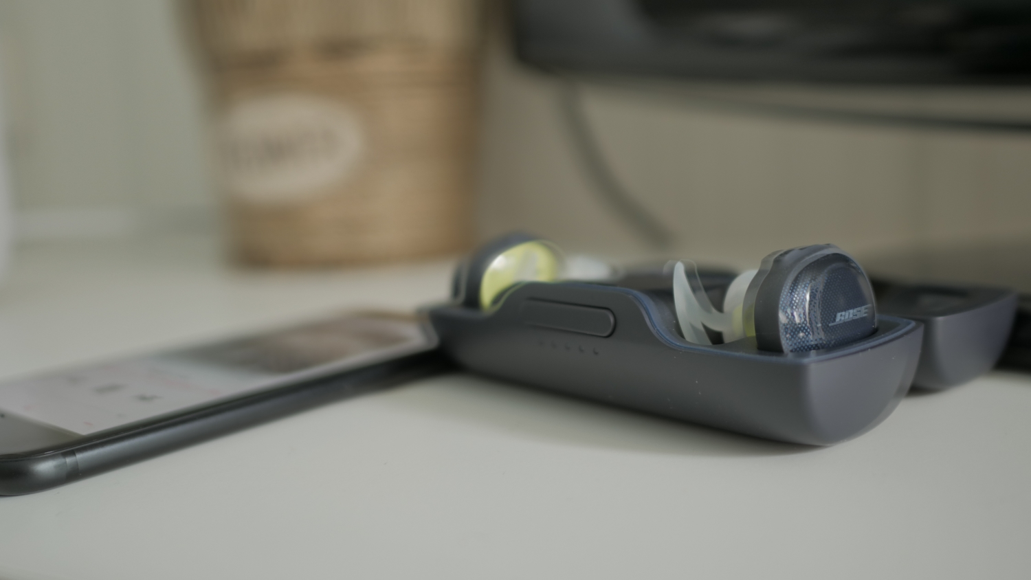 Обзор Bose SoundSport Free + сравнение 
