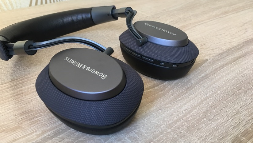 Наушники bowers wilkins как подключить к телефону