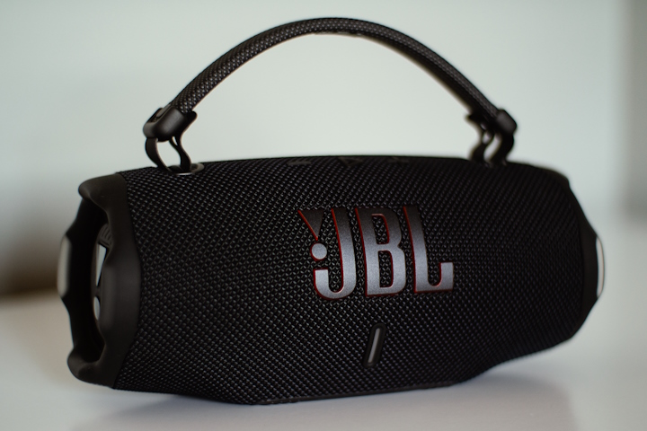 Огляд JBL Charge 6. Продовження успішної лінійки
