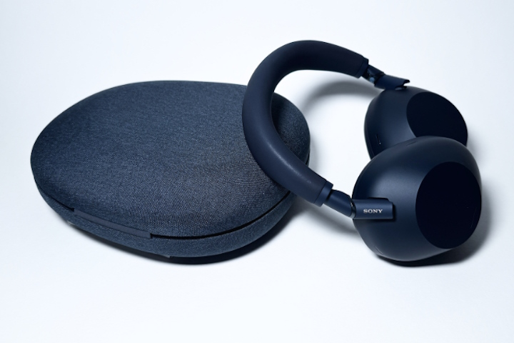 Експертна думка: навушники Sony WH-1000XM6