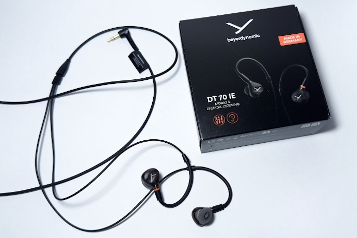 Експертна думка: моніторні навушники Beyerdynamic DT 70 IE, DT 72 IE та DT 73 IE