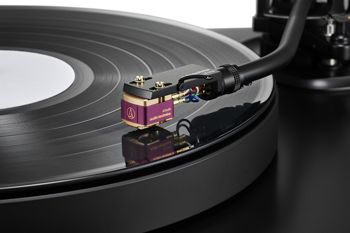 Audio-Technica оновлює картриджі AT33x та розширює лінійку аксесуарів для програвачів