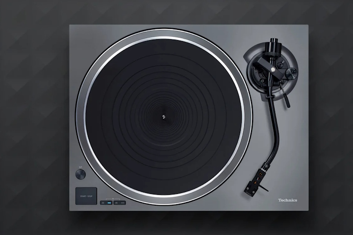 Technics представляє SL-1500CS ‒ новий етап еволюції легендарного програвача з прямим приводом