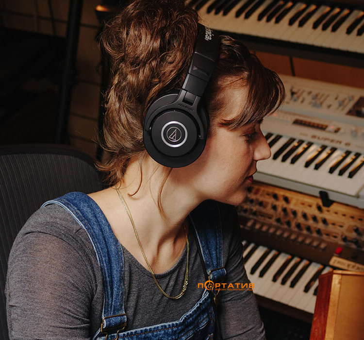 Навушники Audio-Technica ATH-M40x
