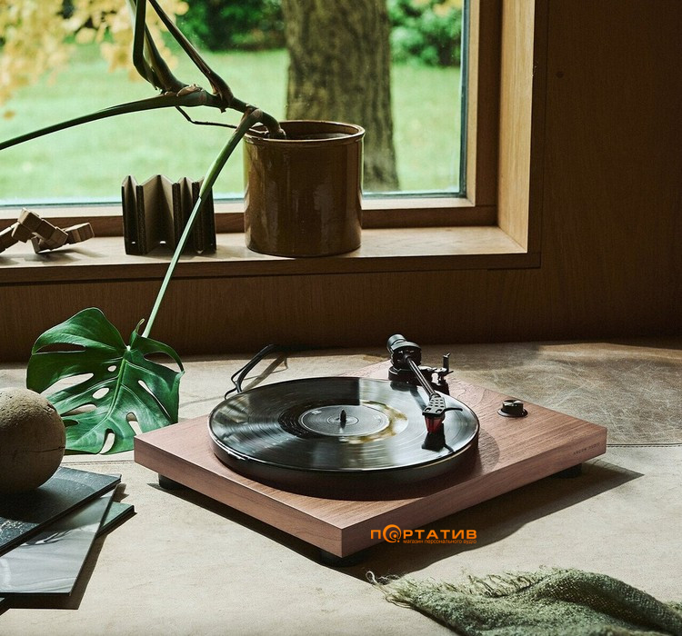 Проигрыватель винила Argon Audio TT-3 Plus Walnut