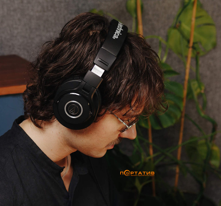 Навушники Audio-Technica ATH-M40x