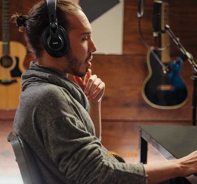 Наушники AKG K371