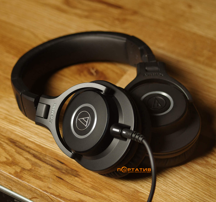 Навушники Audio-Technica ATH-M40x