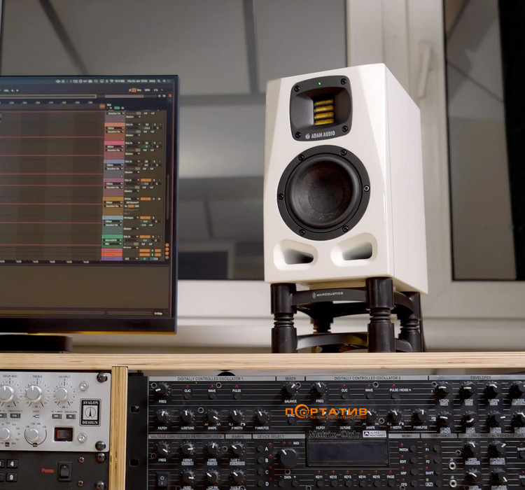 Студийный монитор Adam Audio A4V White (1 шт.)