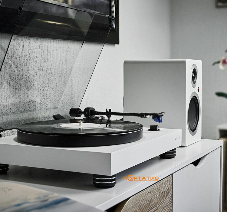 Проигрыватель винила Argon Audio TT-4 MK2 White