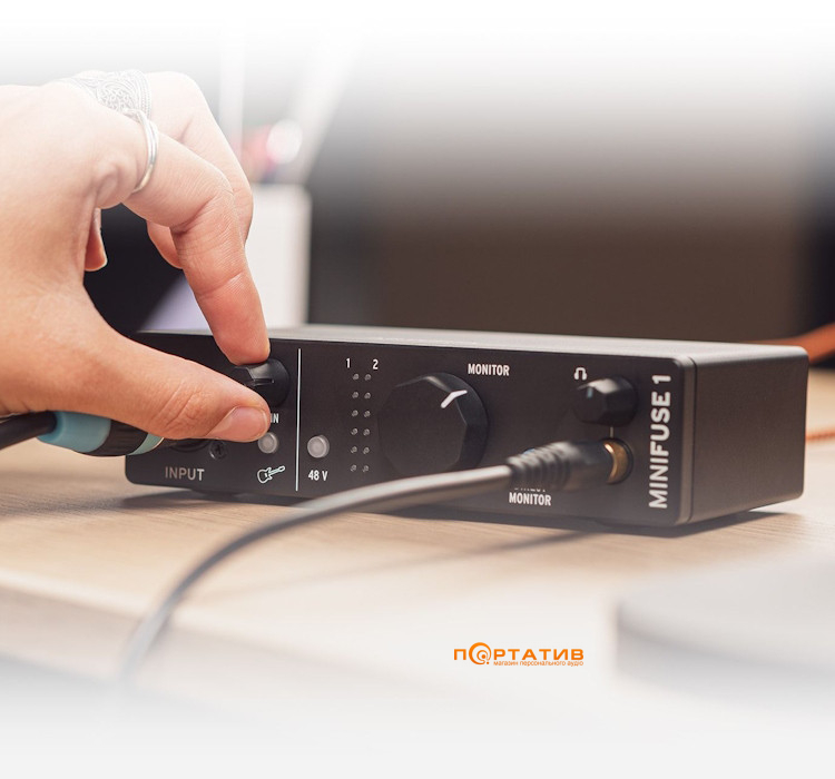Аудіоінтерфейс Arturia MiniFuse 1 Black