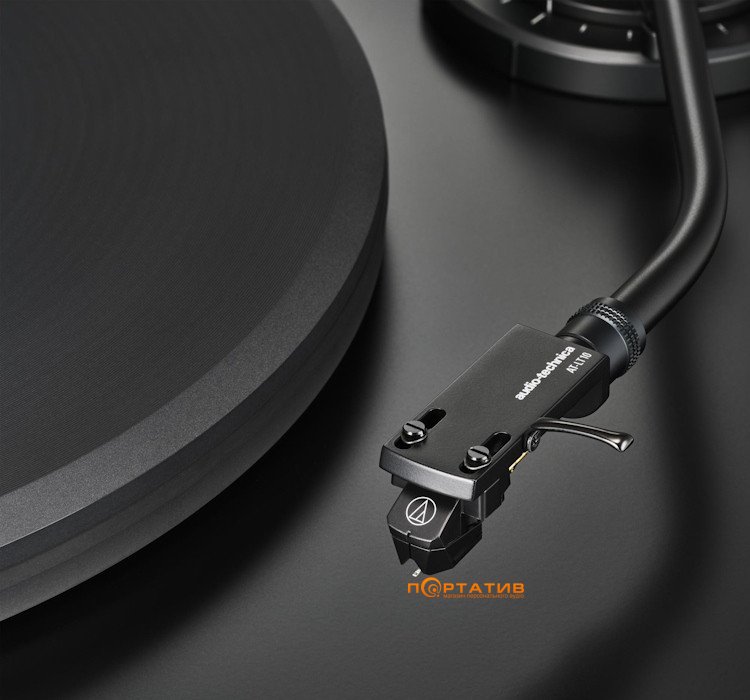 Проигрыватель винила Audio-Technica AT-LP7x