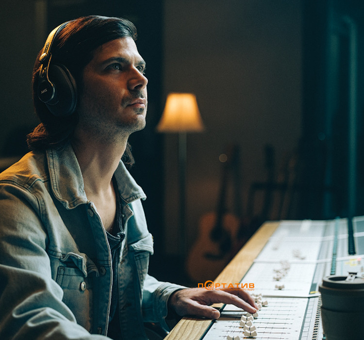 Наушники AKG K371 BT