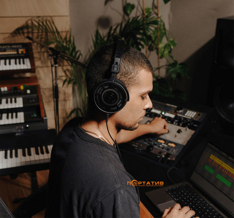 Навушники Audio-Technica ATH-R70xa