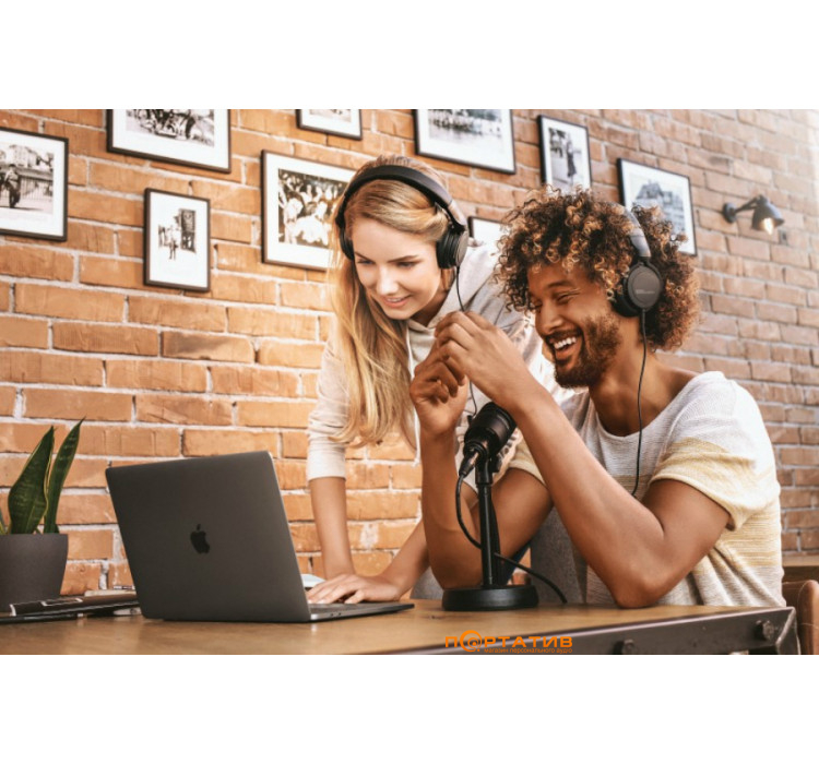 Beyerdynamic DT 240 PRO Beyerdynamic DT 240 PRO