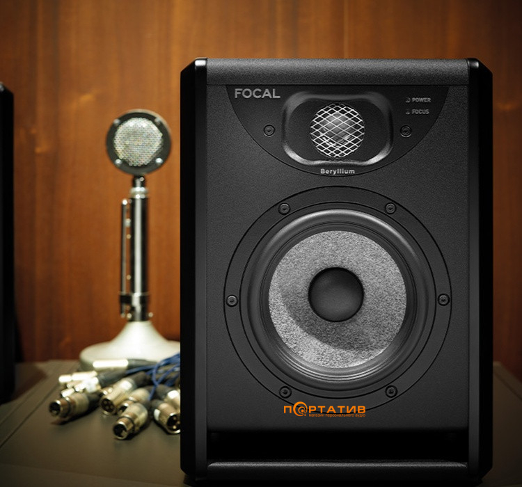 Студийный монитор Focal Solo 6 ST6 Black (1 шт.)