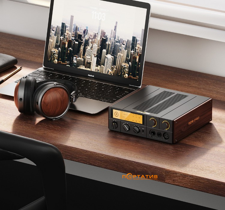 ЦАП с усилителем для наушников FiiO K17 R2R Black