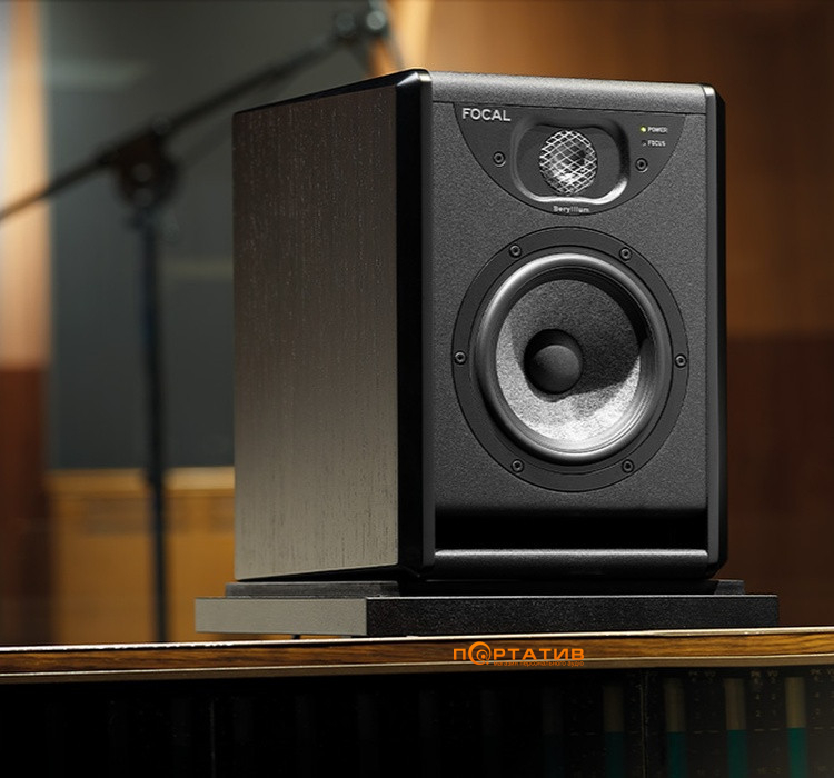 Студийный монитор Focal Solo 6 ST6 Black (1 шт.)