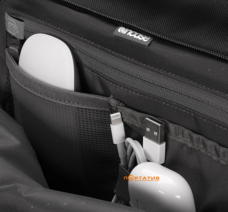 Рюкзак Incase A.R.C. Travel Pack Black (INCO100682-BLK)