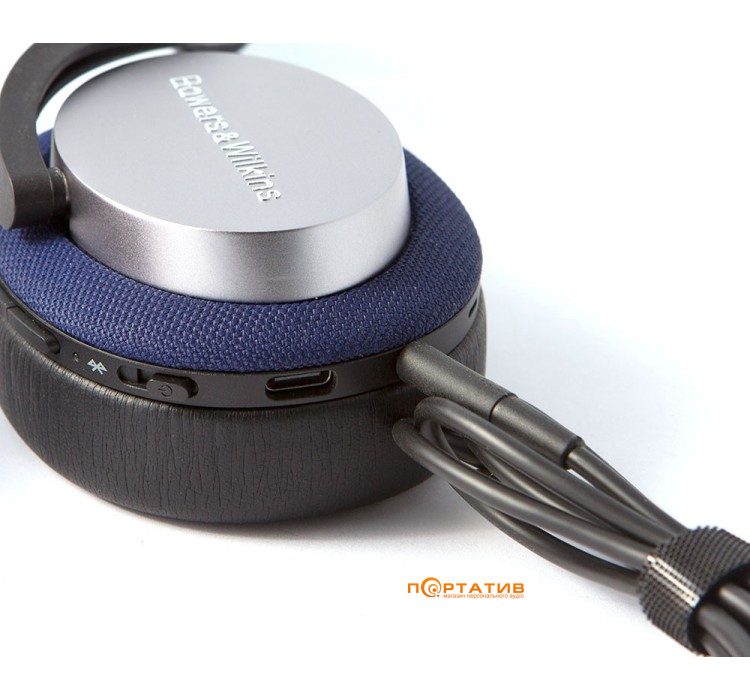 Bowers & Wilkins PX5 Blue