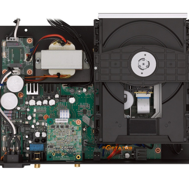 CD-проигрыватель Luxman D-N150 Silver