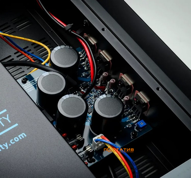 Усилитель интегральный Musical Fidelity M6xi