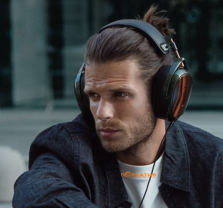 Наушники Meze Strada