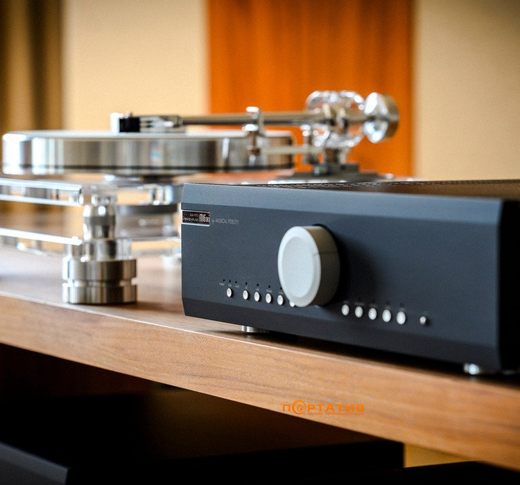 Усилитель интегральный Musical Fidelity M6xi