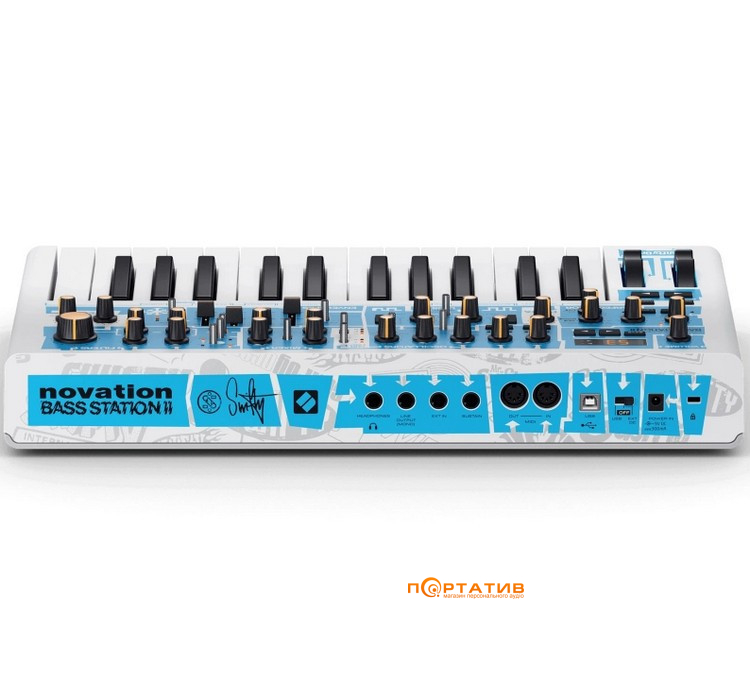 Синтезатор Novation Bass Station II Swifty Edition