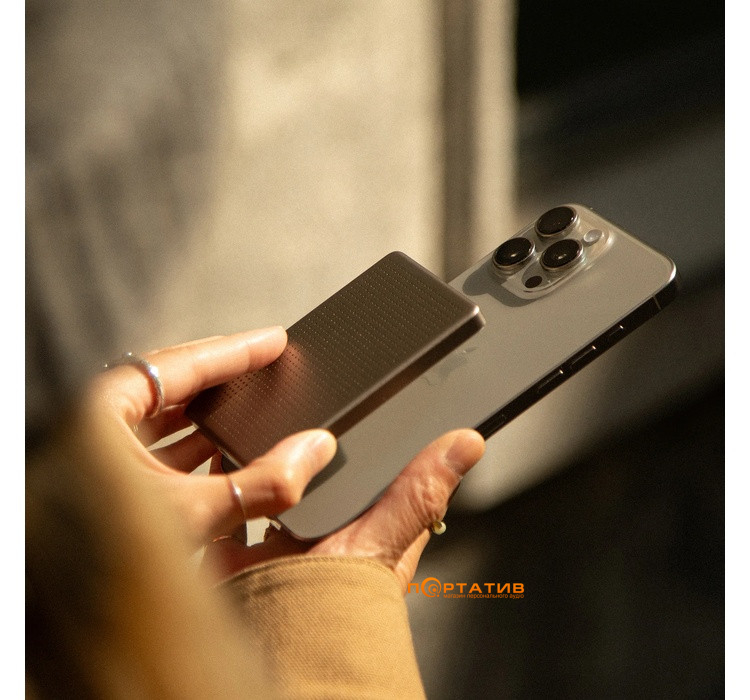 Зовнішній акумулятор Native Union Active Magnetic 5 000mAh Apricot Crush (ACTPB-5KMS-APR)