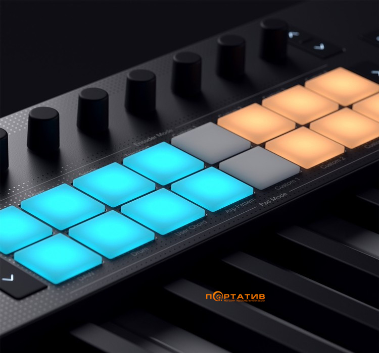 MIDI-клавіатура Novation LaunchKey Mini 37 MK4