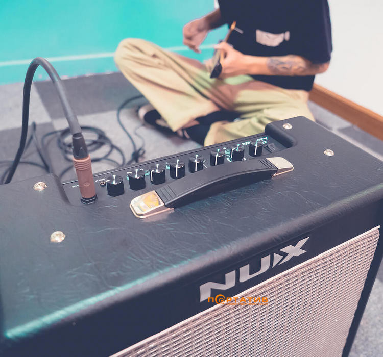 Комбоусилитель NUX Mighty 40BT