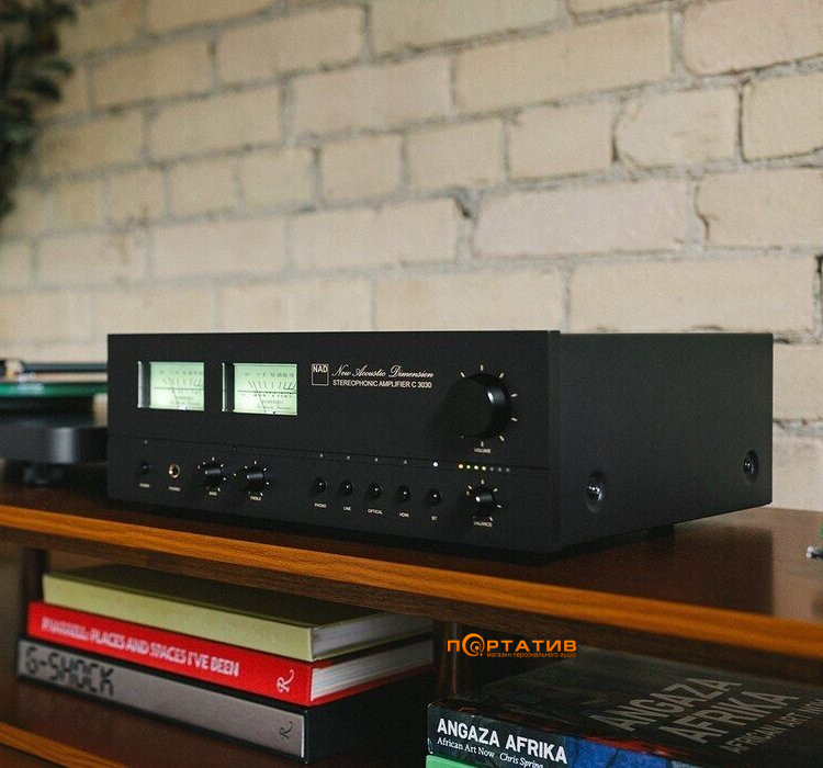 Підсилювач NAD C3030